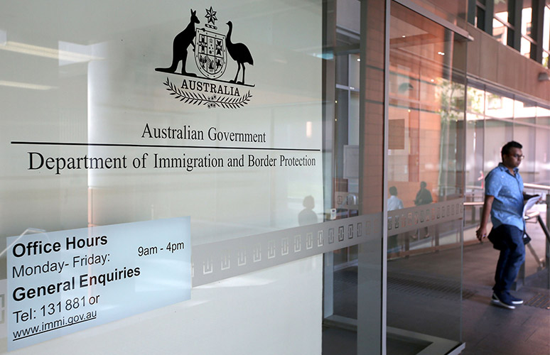 بازگشایی مراکز مهاجرت استرالیا